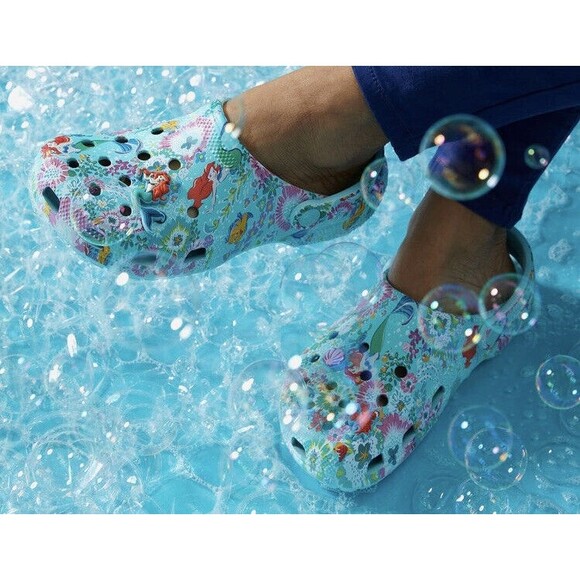CROCS Shoes - Vera Bradley Crocs Disney Little Mermaid Teal Ocean Floral Flower W6 Clog Ariel